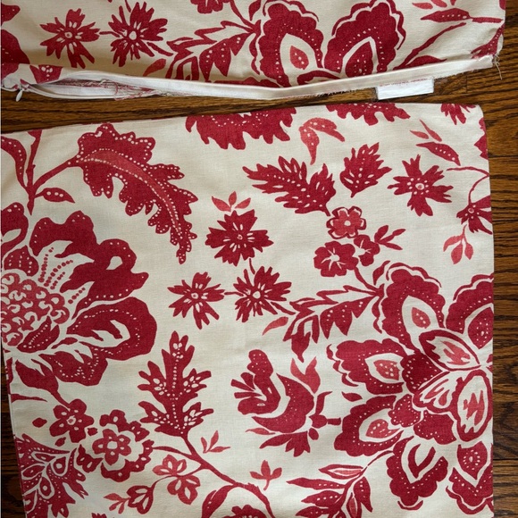Pottery Barn pillowcase set of 2 - Picture 5 of 6